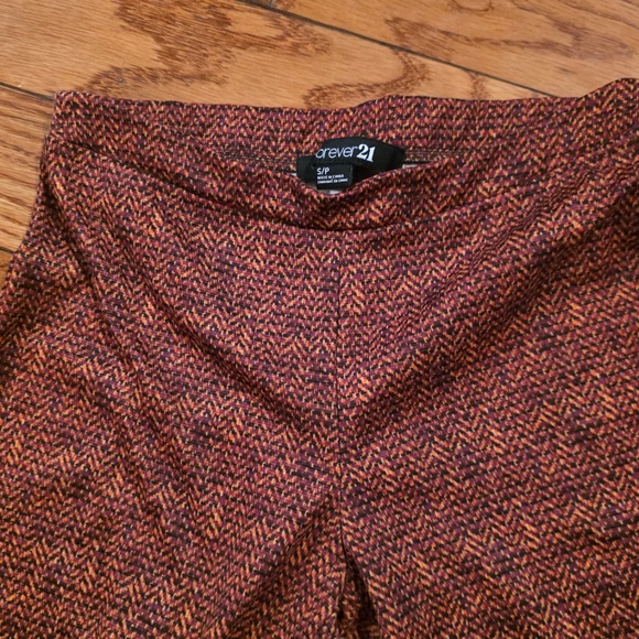 70’s high rise Boho Forever 21 Leggings with a vintage style. - Picture 2 of 3